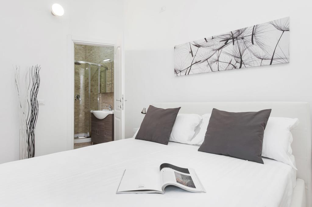 White Flat Colosseo Rome Ruang foto
